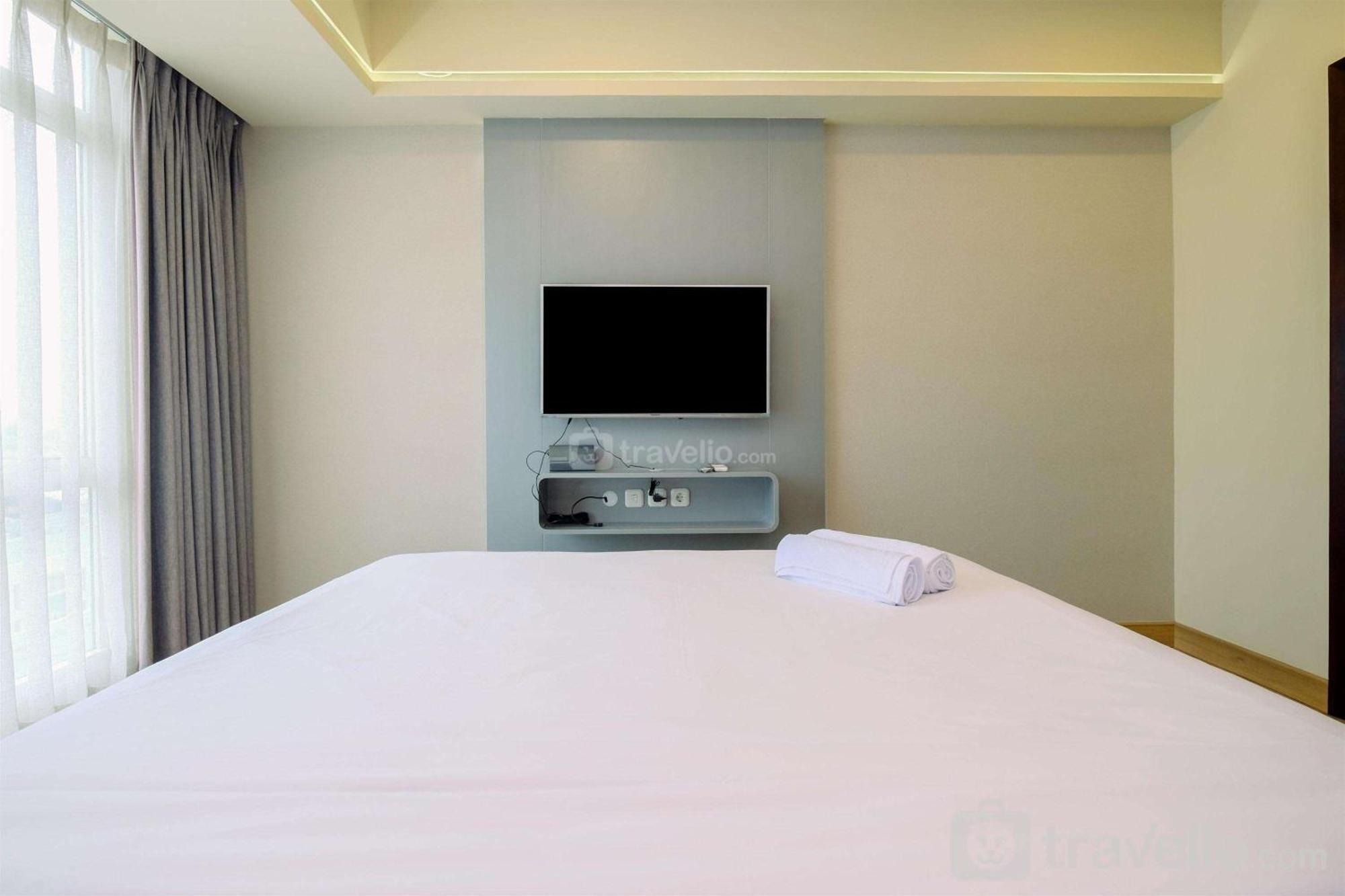 And Elegant 1br At The Kensington Royal By Travelio Apartemen Jakarta