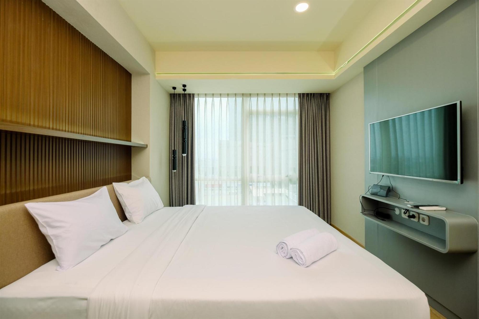 Apartemen And Elegant 1br At The Kensington Royal By Travelio